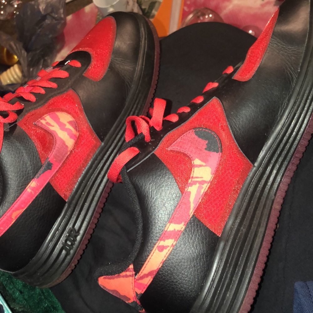 Nike mens shoes